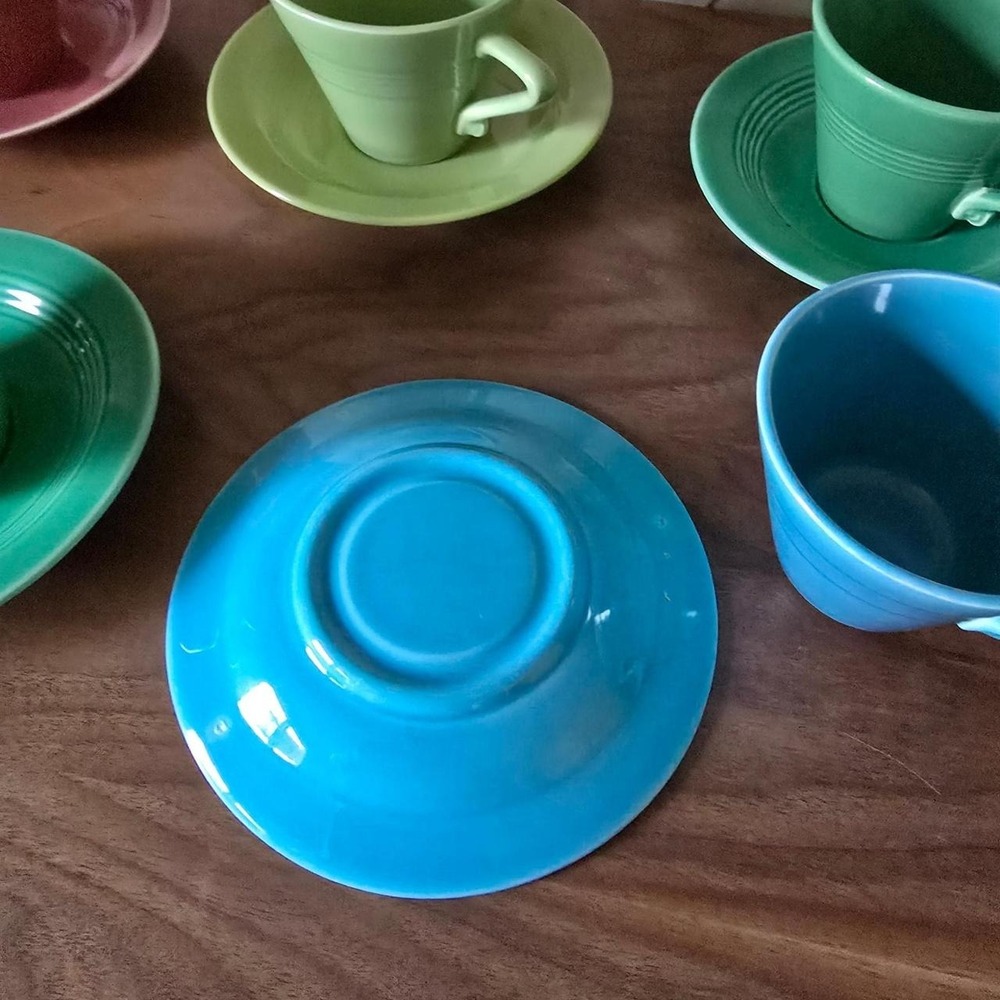 Vintage Fiesta Style Coffee Cup & Saucer Set – 5 Colorful Cups with Saucers - Picture 4 of 6